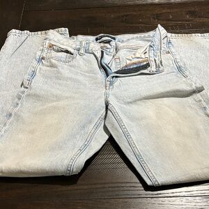 Light Wash Women’s Jeans - High Rise Baggy Fit